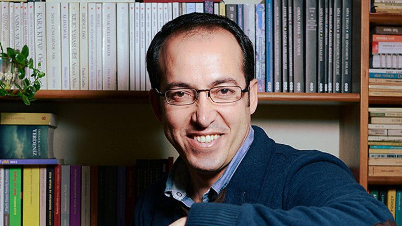 Vaclav Havel Ödülü yazar Burhan Sönmez�in oldu