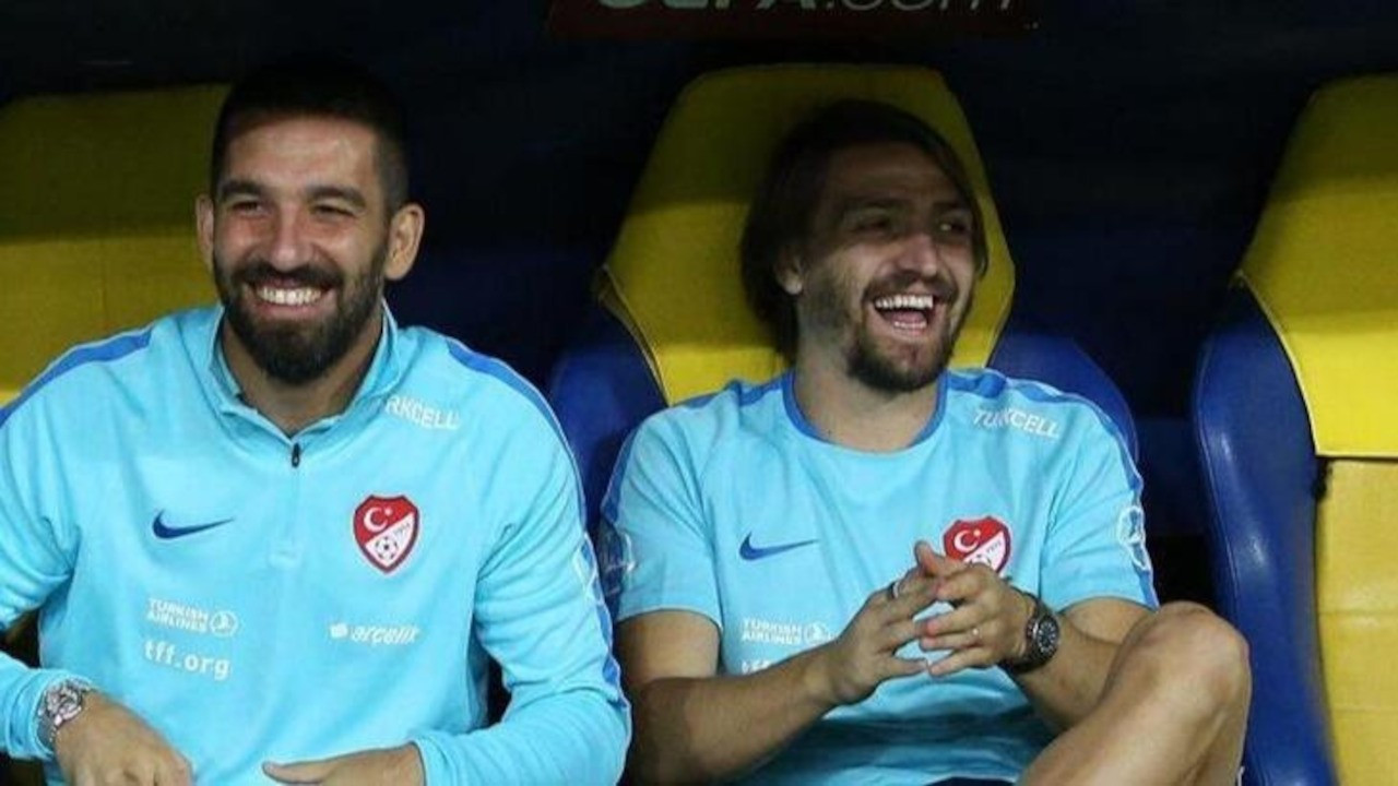 Caner Erkin, Arda Turan'ın takımına transfer oldu