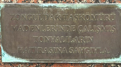 Madeni olmayan ilçede madenci anıtı: Tonya'nın kara gurbetinin simgesi - Resim : 2