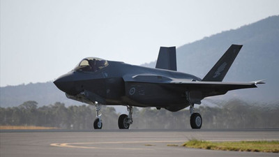 Yunanistan Sağlık Bakanı: F-35'lerle bir gece ansızın Ankara'ya gelebiliriz