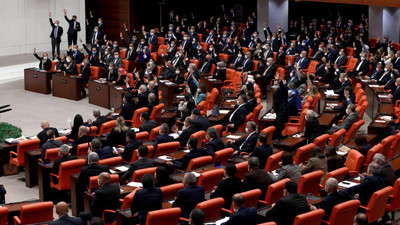 'Güvenlik soruşturması' Meclis’ten geçti