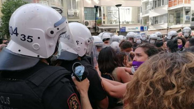 İzmir'deki İstanbul Sözleşmesi protestosuna polis engeli