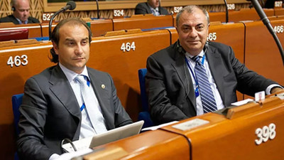 Türkeş'ten Türkeş'e: Sonuçta o senin de baban, kınamalısın