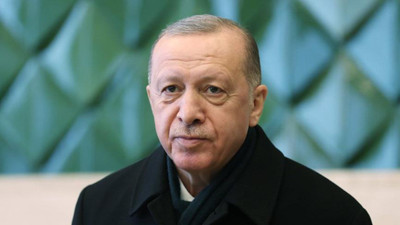 Erdoğan hakkında Sezen Aksu'yu tehditten suç duyurusu