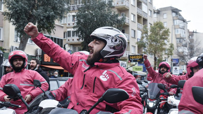 Kuryelerin zam ve sendika eylemi üçüncü günde