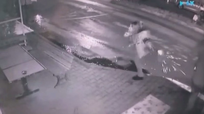 Sokak köpeğini besleme kavgası silahlı çatışmaya döndü