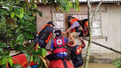 Filipinler'de Megi kasırgası: Ölü sayısı 123'e yükseldi