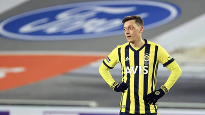 Mesut Özil Başakşehir ile anlaştı