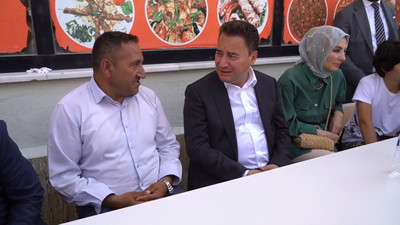Babacan'dan askeri cisim patlaması sonucu ağır yaralanan çocuğa ziyaret