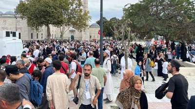 LGBTİ+ karşıtı miting tepkilere rağmen düzenlendi: Çevre ilçelerden otobüslerle insan taşındı