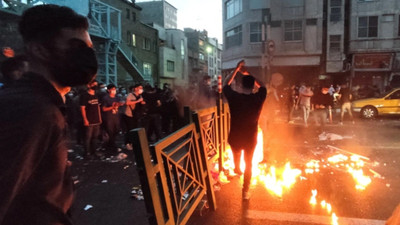 İran devlet televizyonu: Protestolarda ölenlerin sayısı 35'e yükseldi