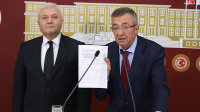 CHP 'sansür yasası'nı Anayasa Mahkemesi'ne taşımaya hazırlanıyor