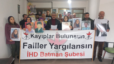 Valilik yasakladı, Batman’da kayıp yakınları binada açıklama yaptı