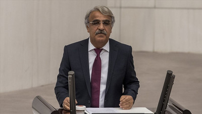 Sancar: Sizlerin tabelaları depolara inecek, çürümeye terk edilecek