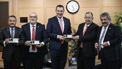 Cumhur İttifakı'nın seçim protokolü YSK'ye teslim edildi