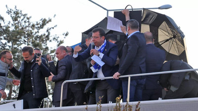 İmamoğlu'na Erzurum saldırısı: Taş değil çiçek, kozalak, erik atmışlar