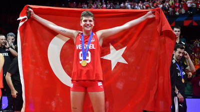 Ebrar Karakurt'tan teşekkür mesajı: 'Nasıl başlasam bilemiyorum'