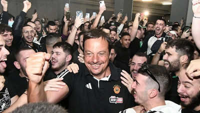 Yunanistan’da Ergin Ataman fırtınası: Parkeye giriş hareketi taraftarı çıldırtıyor