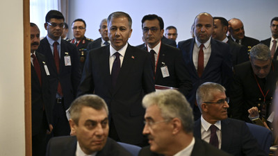 Ahmet Şık'tan Ali Yerlikaya'ya: İkinci bir paralel devlet yapılanmasıyla mı karşı karşıyayız?