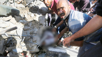 Sağlık Bakanlığı: Gazze'de 2 bin 650 kişi enkaz altında
