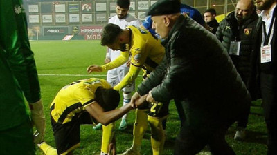 İstanbulspor, Trabzonspor'un ikinci golünden sonra sahadan çekildi