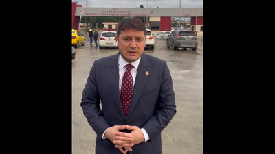 CHP, 'Tevhid' bayrağı açan kişiye yumruk atan Ege Akersoy'u ziyaret etti