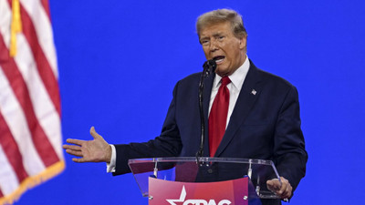 Donald Trump, Güney Carolina'daki ön seçimi kazandı