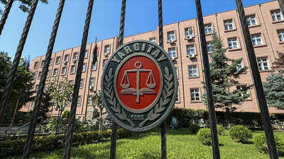 Yargıtay, yeni eşi, vefat eden eşle kıyaslamayı boşanma nedeni saydı