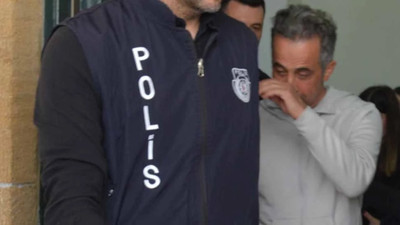Kıbrıs diplomaya 'diş' geçiremiyor: 2 yılda 4 yıllık doktorayı 'bitirmiş'