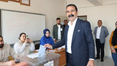 Siyasilerden Hakkari Belediyesi'ne kayyım kararına tepki: 'Halk iradesi gasp edildi'
