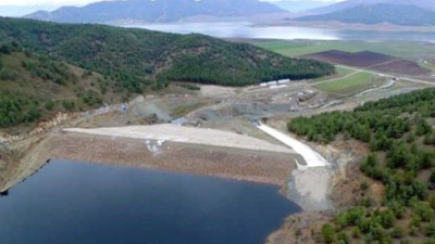 Antep'te baraj gölüne giren kardeşlerden biri boğuldu