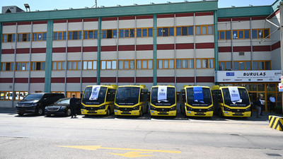 Bursa Büyükşehir Belediyesi 2 lüks makam aracını 5 mikrobüsle takas etti