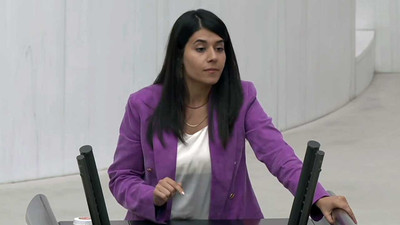 DEM Parti'li Altın'dan Öğretmenlik Meslek Kanunu'na tepki: Öğretmenlik mesleği kıyım kanunu