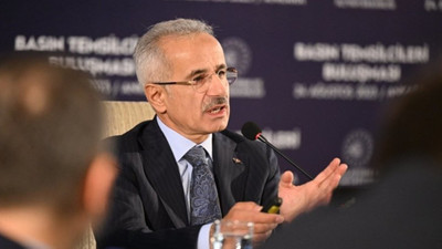 Ulaştırma Bakanı Uraloğlu'ndan Instagram açıklaması
