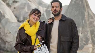 Hande Erçel ve Barış Arduç'lu 'Aşkı Hatırla' dizisinden ilk kareler
