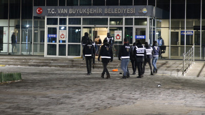 Van'da kayyım kararı sonrası 127 kişi gözaltına alındı