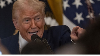 Trump, Çin'e yönelik gümrük vergisi oranını yüzde 10'dan yüzde 20'ye çıkardı