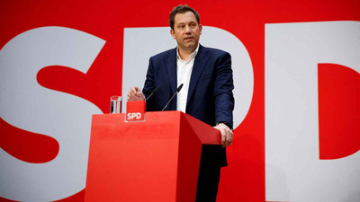 SPD'den koalisyon açıklaması: Merz çizgisini değiştirmeli