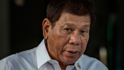 Filipinler, eski Devlet Başkanı Duterte'yi yakalamak için 7 bin polis görevlendirecek