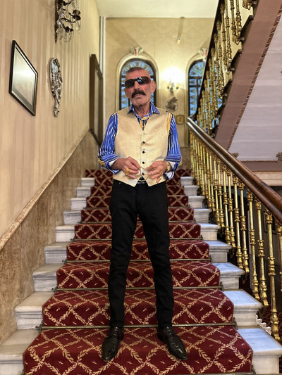 Talaslı Serkis: Tekinsiz bir Beyoğlu sokağında - Resim : 4