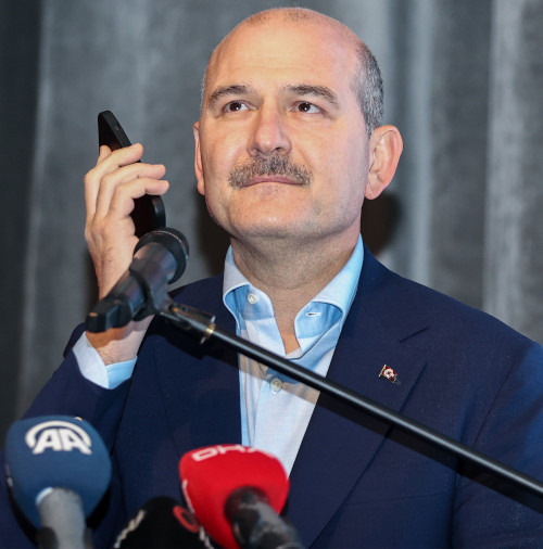 Erdoğan: Yola AK Parti ile beraber devam kararını benim aziz milletim vermiş durumda - Resim : 1