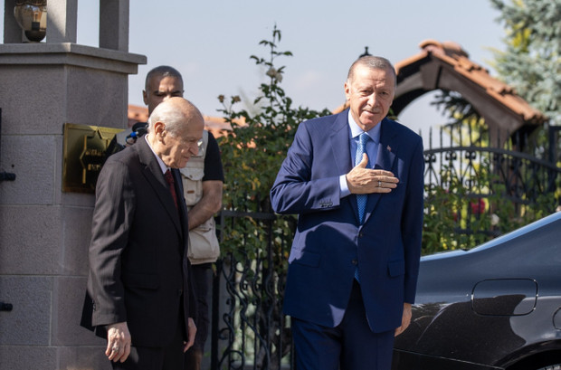 ‘Özgür Özel’e operasyon’ mu yaptınız şimdi! - Resim : 1