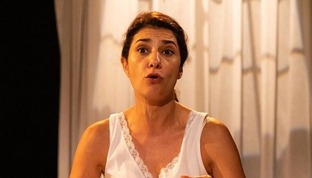 Esra Şengünalp: Oyunda kahramanlar yok, insan olmak var - Resim : 4