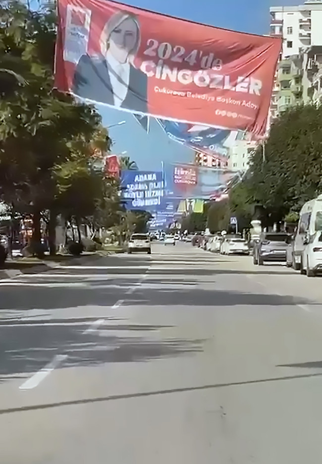 Adana Valisi seçim afişleri kaldırılıyor: Bu iş kontrolden çıktı - Resim : 1