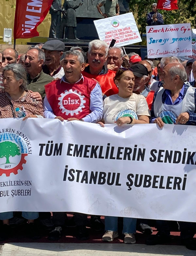 Emekli mücadeleyi bırakmıyor - Resim : 3