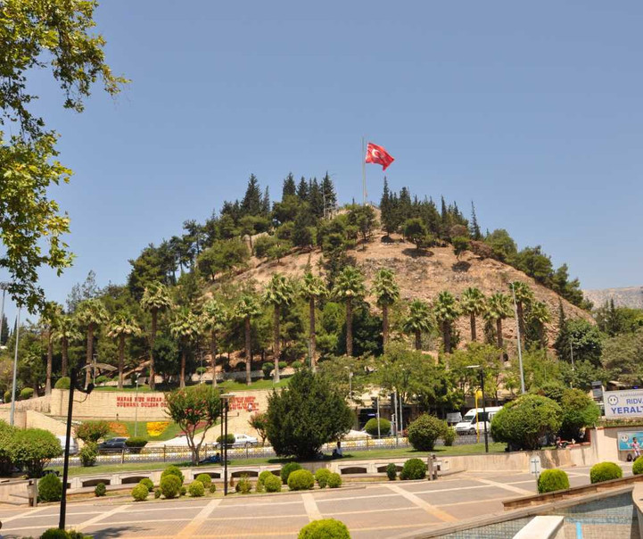Haydi gidek Maraş’a, kurbanım kara kaşa - Resim : 14