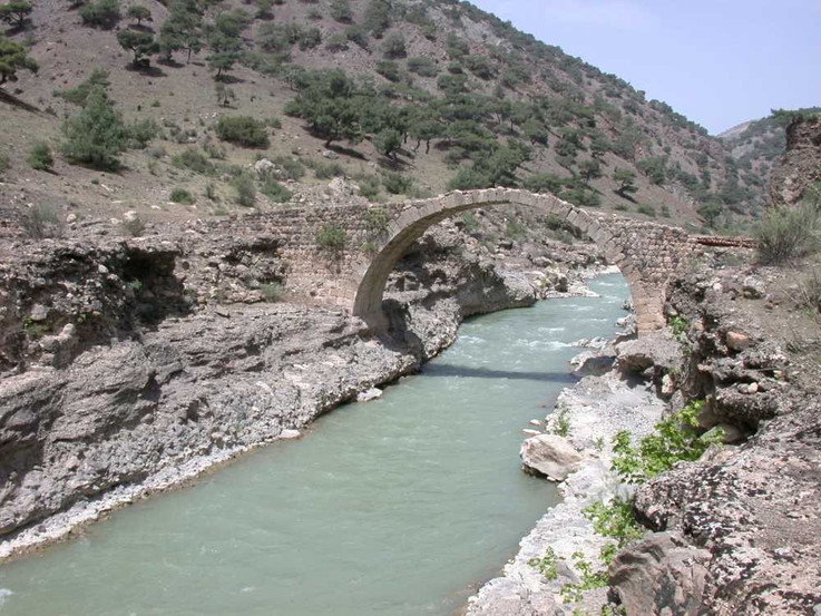 Burası Adıyaman, âlem düşman kesilir seni sevdiğim zaman - Resim : 18
