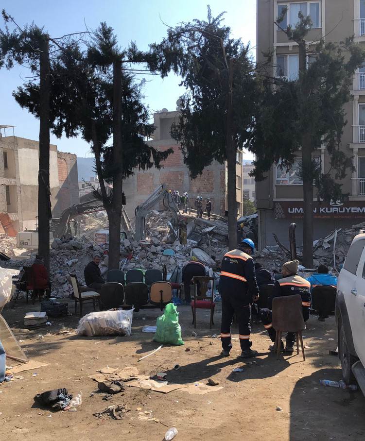Deprem ve insan - Resim : 2