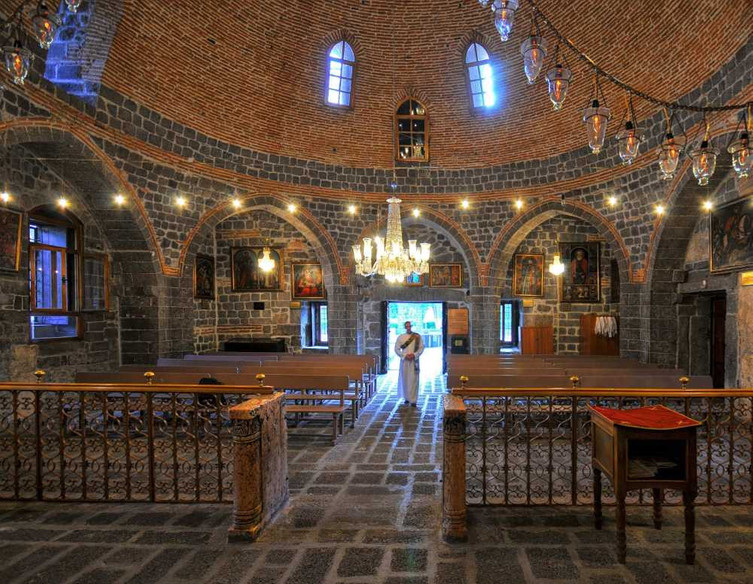 Ne Diyarbakır anladı beni ne de sen, ne çok sevdim ikinizi de bilsen - Resim : 11
