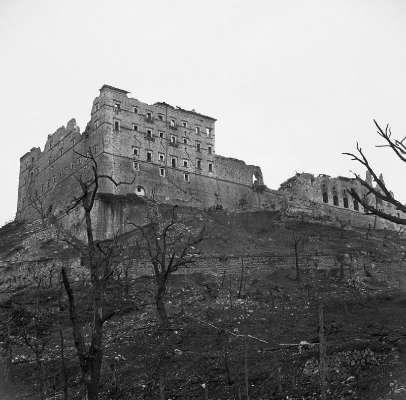 Monte Cassino’nun yıkılışı - Resim : 2